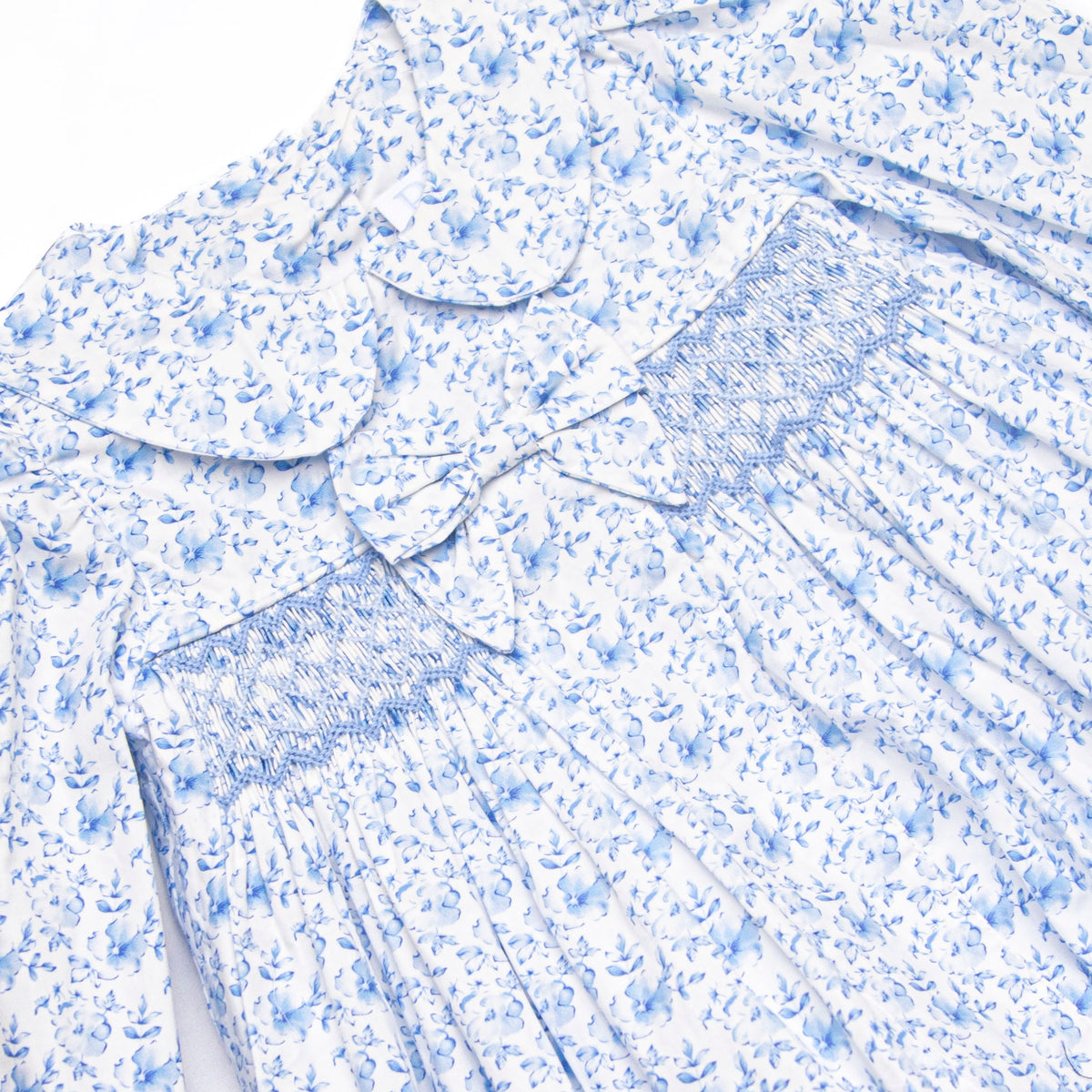 long sleeve blue floral dress Bleu: Louisa Smocked Collared Dress, – Stitchy Fish chiffon to satin. Size:17/34 Wedding Dresses, Bridesmaids & white sweater dress