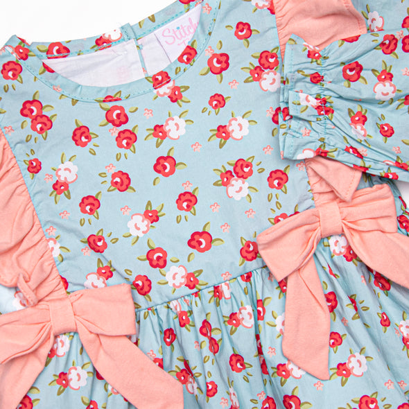 Smell the Roses Diaper Set, Blue