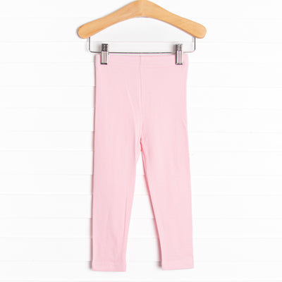 She can never have enough knit leggings! So many color options for your little one's wardrobe. Cute and comfortable for everyday wear!