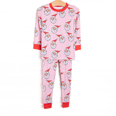 This set&nbsp;is made of the extremely soft, stretchy bamboo viscose fabric that feels like butter and features a Santa print.