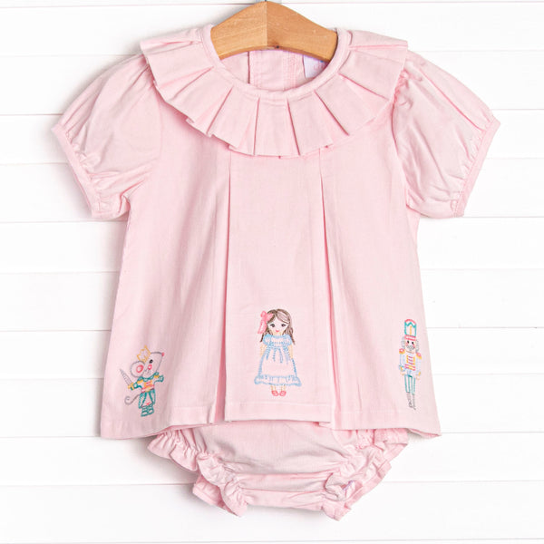  This set features a pink corduroy material, a ruffle collar, and a nutcracker embroidery. Matching pink corduroy diaper cover to complete the set. 