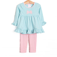 This set features a long sleeve top with mint stripes, ruffle hems, and the prettiest pink bow applique. Coordinating pink leggings to match.