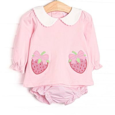  This set features pink knit fabric, a white Peter Pan collar, and strawberry and bow appliques. Coordinating light pink striped diaper cover to match. 