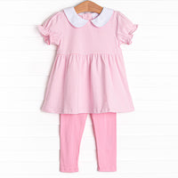  This set features a puff sleeve top in a pink striped print with a peter pan collar and pink leggings. 