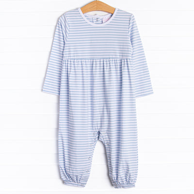 The Romper features long sleeves, snaps in the stride to make changing a breeze, and soft knit material.
