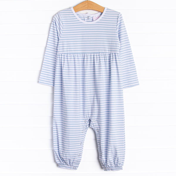 The Romper features long sleeves, snaps in the stride to make changing a breeze, and soft knit material.