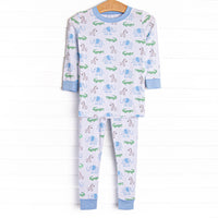 This set is made of the extremely soft, stretchy bamboo viscose fabric that feels like butter and features a zoo print.