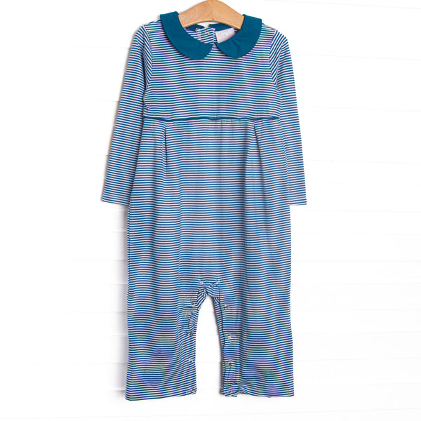  The Romper features peter pan collar, snaps in the stride to make changing a breeze, and soft knit material. 