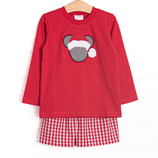  This set features a red top, a Christmas mouse head applique, and long sleeves. Coordinating red gingham shorts to match. 