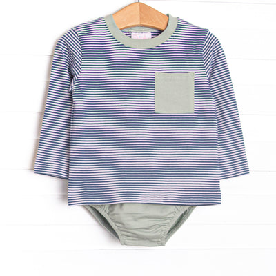 The set features soft knit material, a front pocket, and a coordinating diaper cover. 