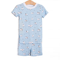 This set features&nbsp;extremely soft, stretchy bamboo viscose fabric that feels like butter and a sheep print.