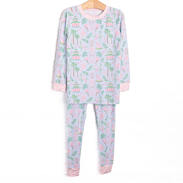 This set is made of the extremely soft, stretchy bamboo viscose fabric that feels like butter and features an Asian themed print. 
