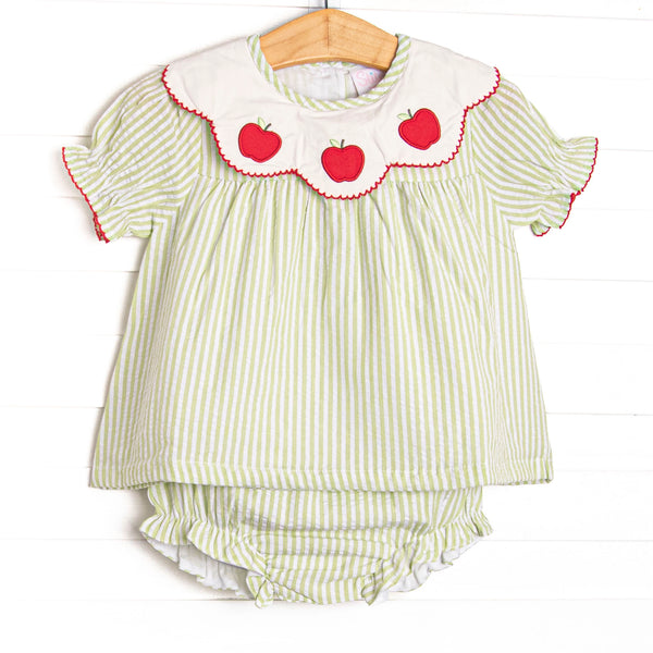 This diaper set features green seersucker material, apple trio applique on the collar, and red trim. Comes with a matching diaper cover.