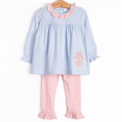  This set features a long sleeve blue striped top with a pink ruffle collar and ballerina slipper appliques. Coordinating pink ruffle leggings to match. 