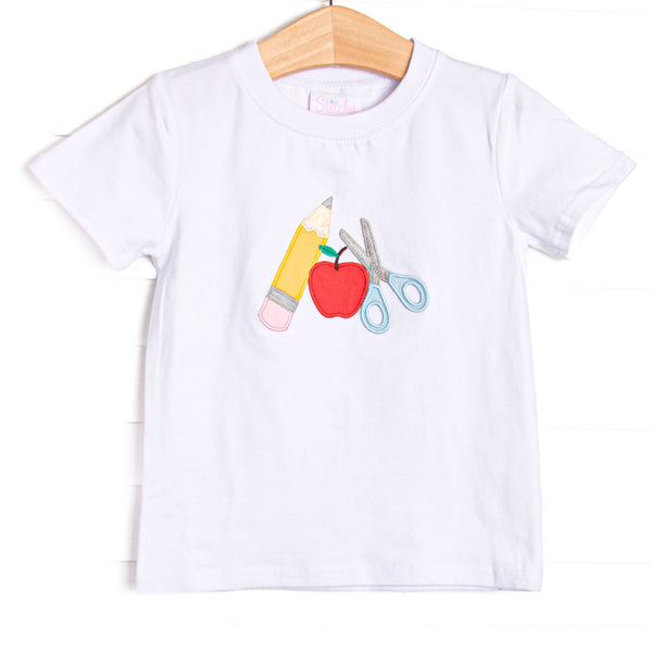  This top features a white knit material, short sleeves, and school details applique. 