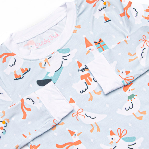 Gifting Geese Bamboo Pajama Set, Mint