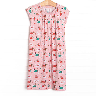 This night gown is made of the extremely soft, stretchy bamboo viscose fabric that feels like butter and features a pink Christmas puppy print. 