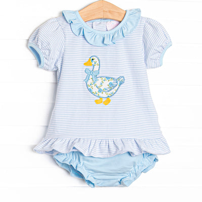  This set features a blue striped knit fabric, goose applique, and ruffle collar and trim. Coordinating ruffle diaper cover to match. 
