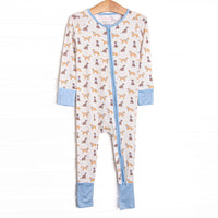This zippy is made of the extremely soft, stretchy bamboo viscose fabric that feels like butter and features a puppy print.