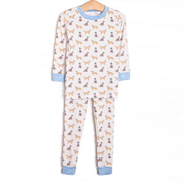 This set is made of the extremely soft, stretchy bamboo viscose fabric that feels like butter and features a puppy print.