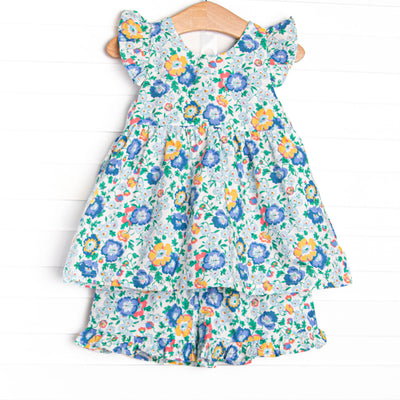 This set features a blue floral print, flutter sleeves, and&nbsp; matching ruffle shorts.