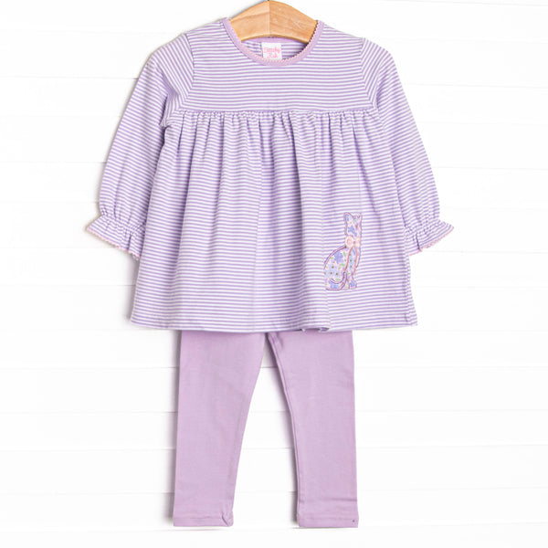 This set features a purple striped top with a floral kitten applique and purple leggings to match.