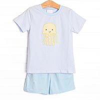  This set features light blue striped fabric, light blue trim, and jellyfish applique. Coordinating shorts to match. 