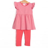  The set features the softest knit material, flutter sleeves and pink knit leggings. 