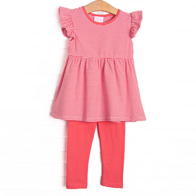  The set features the softest knit material, flutter sleeves and pink knit leggings. 
