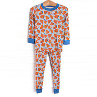 This set is made of the extremely soft, stretchy bamboo viscose fabric that feels like butter and features a waffles and fruits print