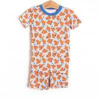 This set is made of the extremely soft, stretchy bamboo viscose fabric that feels like butter and features a waffles and fruits print