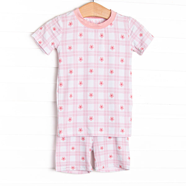 This set is made of the extremely soft, stretchy bamboo viscose fabric that feels like butter and features a pink floral print.