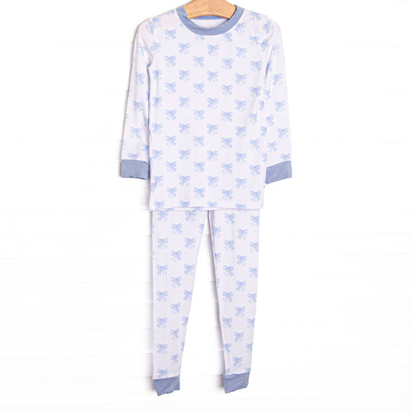 This set is made of the extremely soft, stretchy bamboo viscose fabric that feels like butter and features a bow print.