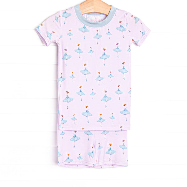  This set is made of the extremely soft, stretchy bamboo viscose fabric that feels like butter and features a ballerina print. 
