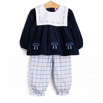  This set features navy corduroy material, a bib with blue plaid trim, and blue bow appliques. Coordinating blue plaid pants to match. 