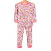  This set&nbsp;is made of the extremely soft, stretchy bamboo viscose fabric that feels like butter and features a pink floral and butterfly print. 