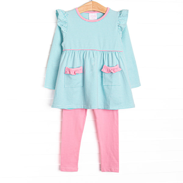 This set features mint striped knit fabric, ruffle front pockets, and flutter shoulders. Coordinating pink leggings to match.