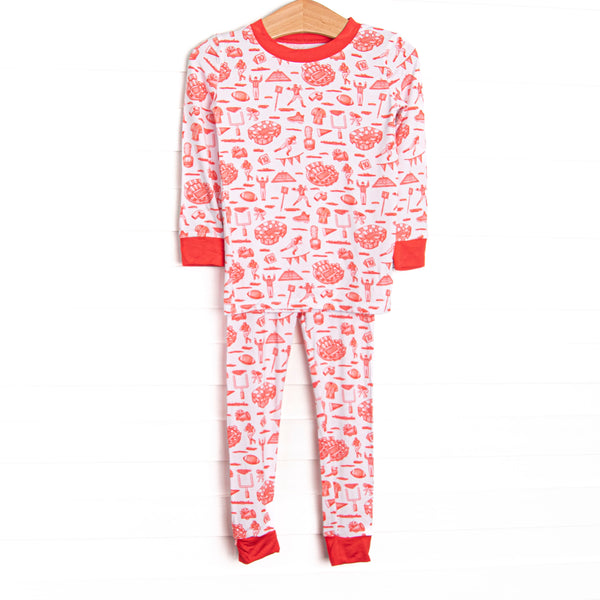  This set is made of the extremely soft, stretchy bamboo viscose fabric that feels like butter and features a red football print. 