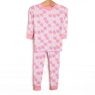  This set&nbsp;is made of the extremely soft, stretchy bamboo viscose fabric that feels like butter and features a pink floral print. 