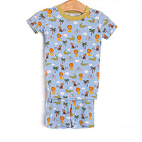 This set features&nbsp;extremely soft, stretchy bamboo viscose fabric that feels like butter and a blue safari animal print.