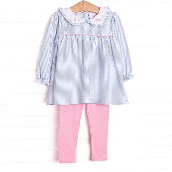  This set features light blue stripes, a ruffle trimmed Peter Pan collar, and a pink bow embroidery. Coordinating pink leggings to match. 