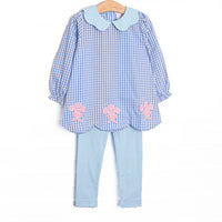 This set features blue gingham fabric, a scalloped collar, and rose applique. Coordinating blue leggings to match.