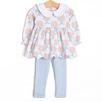 This set features white knit fabric, pink rose print, and a white Peter Pan collar. Coordinating blue leggings to match.