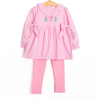 This set features a pink gingham print, bows on the sides, and Christmas tree and bow embroidery. Coordinating pink leggings to match.