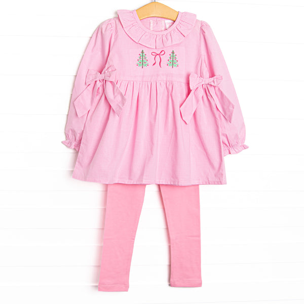 This set features a pink gingham print, bows on the sides, and Christmas tree and bow embroidery. Coordinating pink leggings to match.