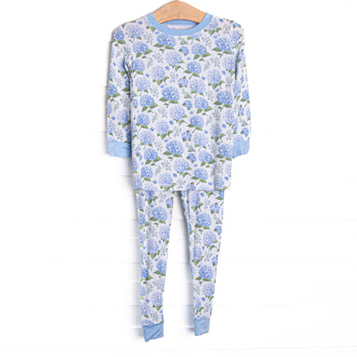 Hydrangea Blooms Bamboo Pajama Set, Blue