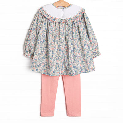 Gardenias and Gourds Smocked Legging Set, Green
