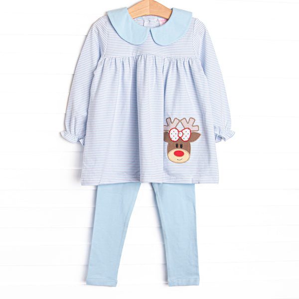  The legging set features soft blue stripes, coordinating blue leggings and collar, and the cutest reindeer applique.&nbsp; 