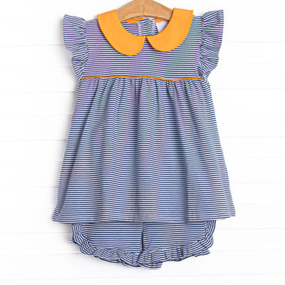 The set features a precious peter pan collar, navy blue stripes, and breathable knit material.