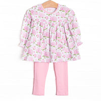 This set features a long sleeve top in a pink hydrangea print, pink trim, and a front pocket. Coordinating pink knit leggings to match.